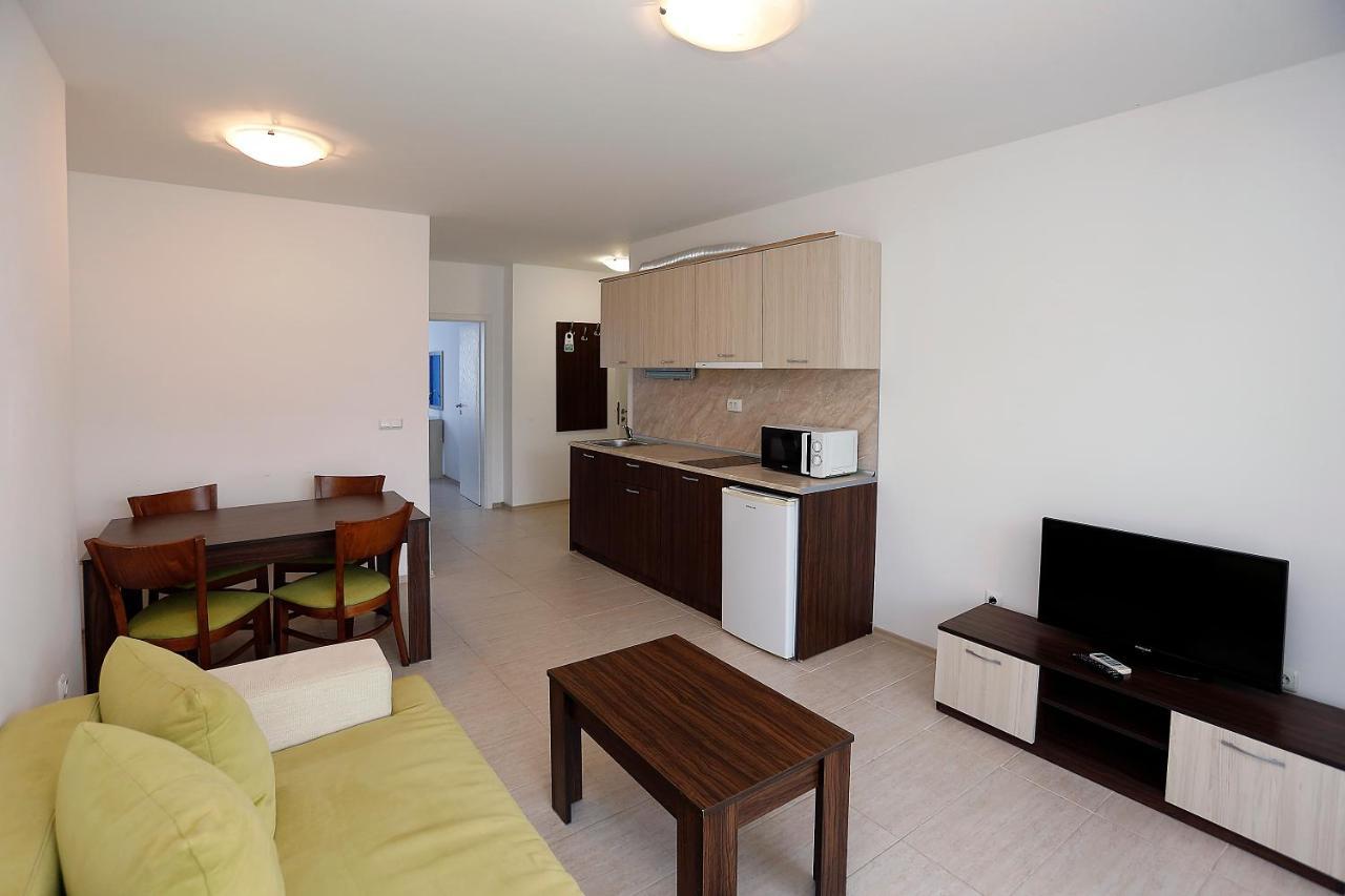 Low Cost Apartments In Green Life Sozopol Extérieur photo